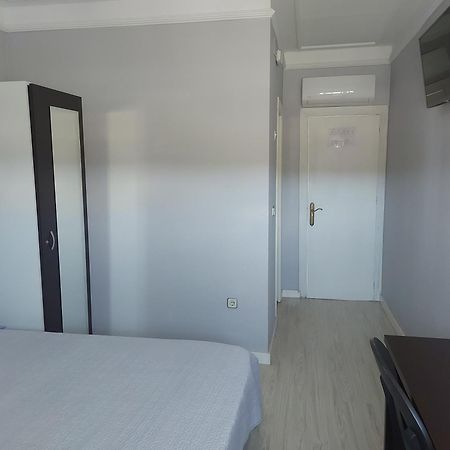 Hostal Fuente Del Pino خوميا المظهر الخارجي الصورة