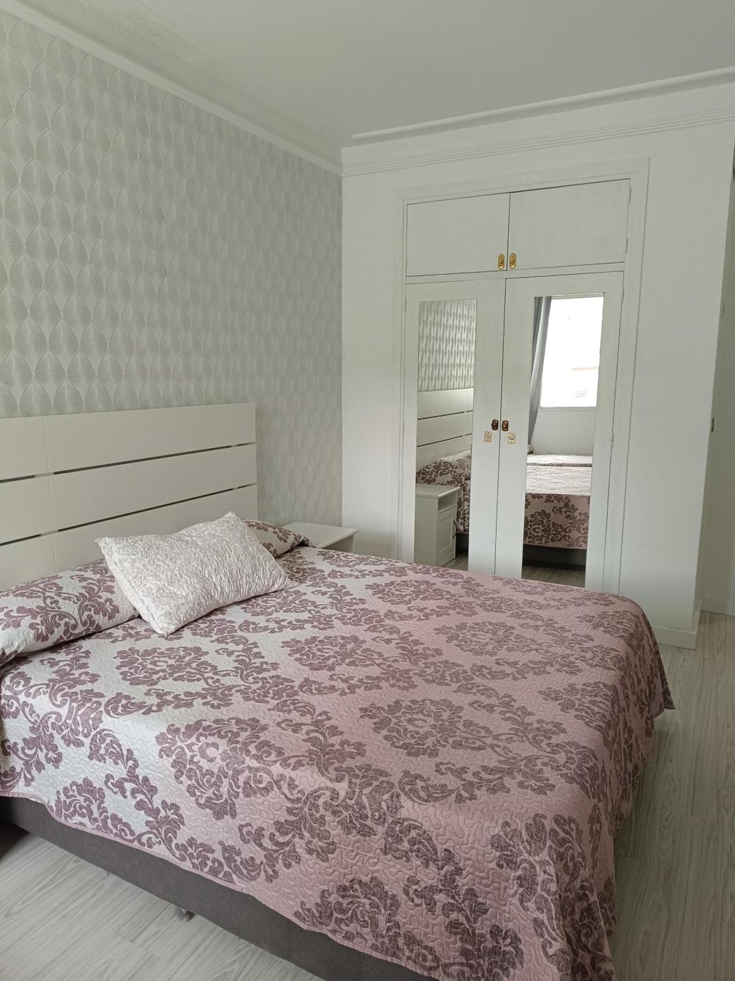 Hostal Fuente Del Pino خوميا المظهر الخارجي الصورة