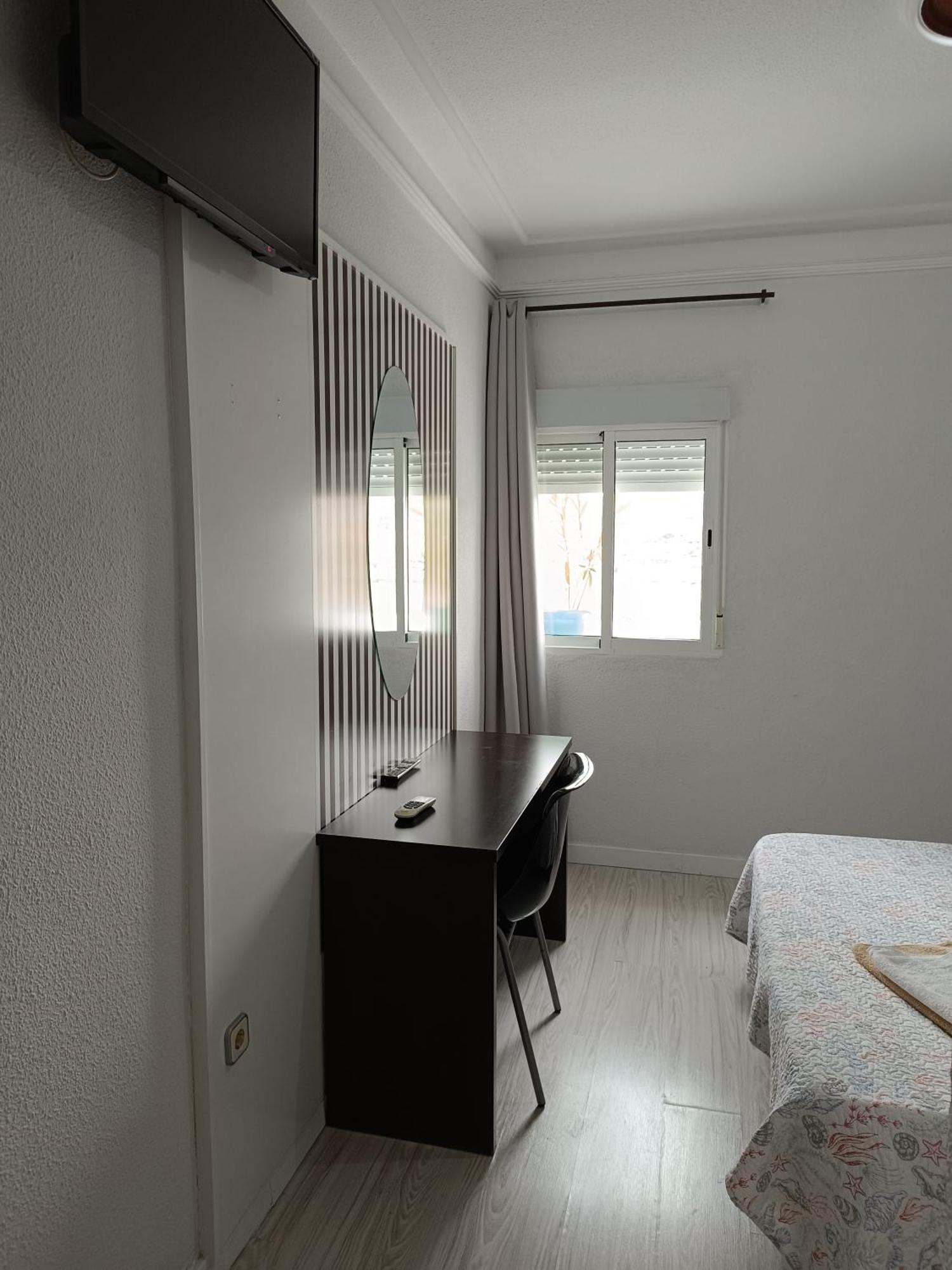 Hostal Fuente Del Pino خوميا المظهر الخارجي الصورة